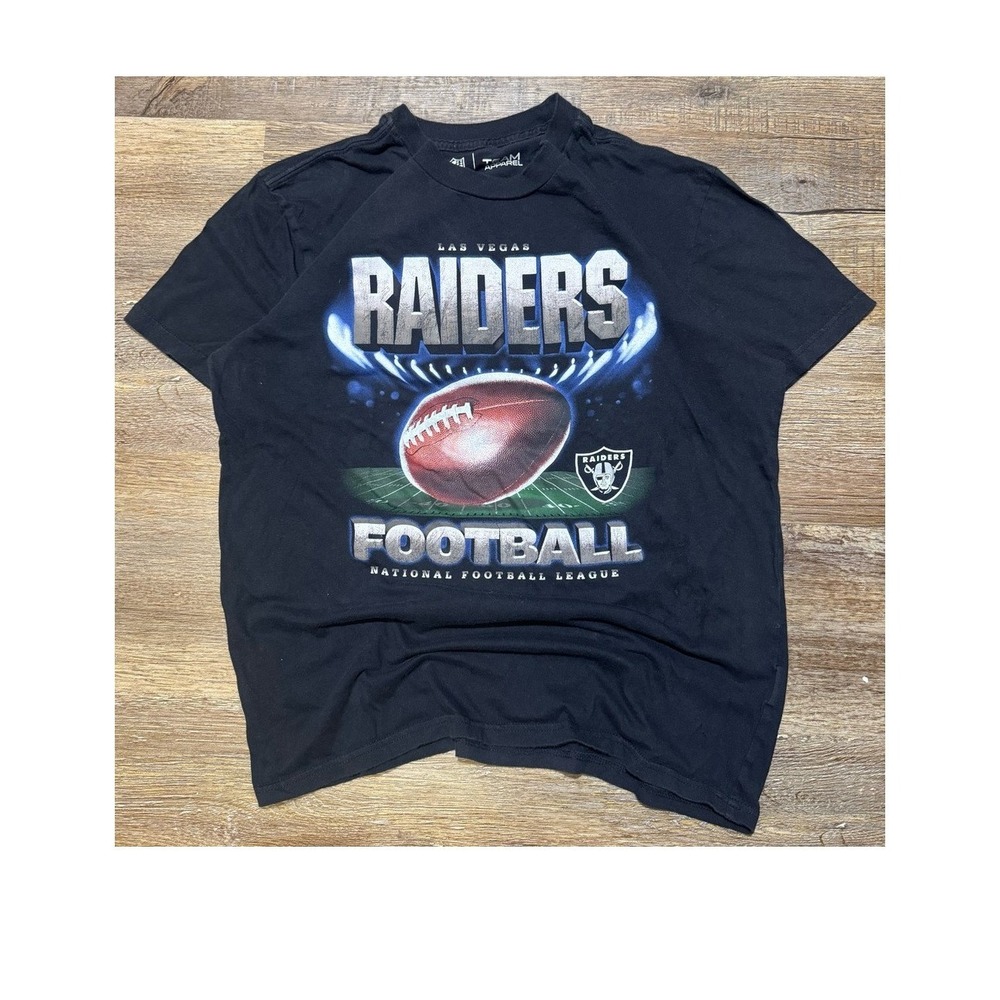 NFL Team Apparel Las Vegas Raiders Football T Shirt Mens Small Black Relaxed Fit